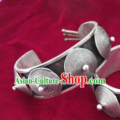 Chinese Miao Sliver Ornaments Bracelet Traditional Hmong Bangle Accessories for Women