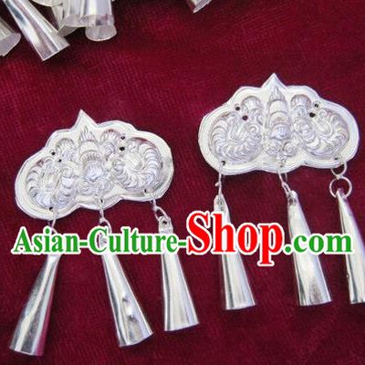 Chinese Handmade Miao Sliver Necklace Hmong Nationality Necklet Pendant for Women