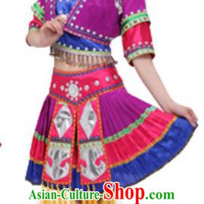 Traditional Chinese Miao Nationality Costume, Chinese Hmong Dance Ethnic Purple Dress and Headwear for Women
