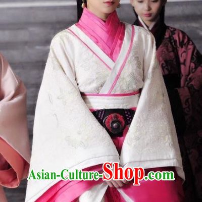 Traditional Chinese Ancient Qin Dynasty Imperial Consort Chu Embroidered Historical Costume for Women