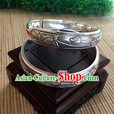 Handmade Chinese Miao Nationality Sliver Bracelet Traditional Hmong Carving Lotus Bangle for Women
