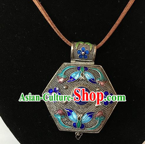 Traditional Chinese Miao Nationality Hair Accessories Hmong Female Folk Dance Hairpins Bracelet Sliver Necklace Headwear for Women Traditional Chinese Miao Nationality Hair Accessories Hmong Female Folk Dance Hairpins Bracelet Sliver Necklace Headwear for Women