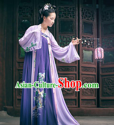 Chinese Ancient Palace Lady Hanfu Han Dynasty Imperial Concubine Queen Embroidered Historical Costumes Chinese Ancient Palace Lady Hanfu Han Dynasty Imperial Concubine Queen Embroidered Historical Costumes