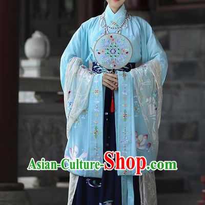 Ancient Chinese Fairy Princess Embroidered Costume Jin Dynasty Beauty Hanfu Dress and Hair Jewelry for Rich Women