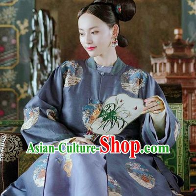 Chinese Ancient Drama Story of Yanxi Palace Qing Dynasty Imperial Consort Costumes and Headpiece Complete Set