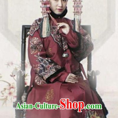 Story of Yanxi Palace Chinese Qing Dynasty Manchu Lady Bride Wedding Embroidered Costumes and Headpiece Complete Set