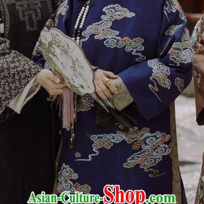 Chinese Qing Dynasty Drama Story of Yanxi Palace Manchu Empress Dowager Embroidered Costumes and Headpiece Complete Set