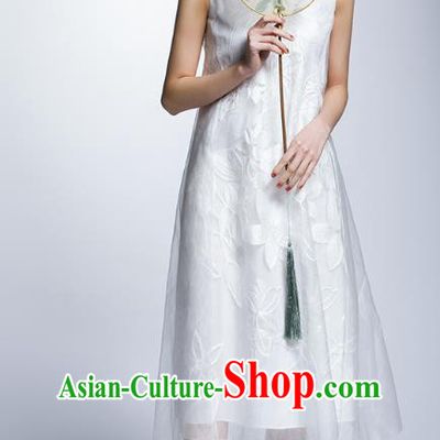 Chinese Traditional Embroidered White Cheongsam China National Costume Tang Suit Qipao Dress for Women