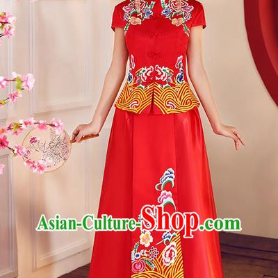 Chinese Traditional Embroidered Red Xiuhe Suit Ancient Wedding Toast Cheongsam Dress for Women