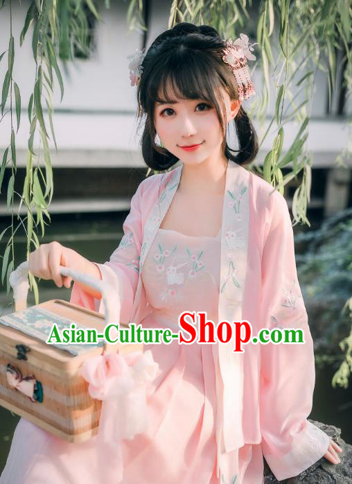 Chinese Ancient Palace Lady Hanfu Han Dynasty Imperial Concubine Queen Embroidered Historical Costumes Chinese Ancient Palace Lady Hanfu Han Dynasty Imperial Concubine Queen Embroidered Historical Costumes