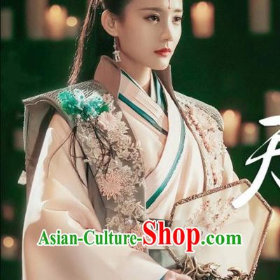 Chinese Ancient Queen Costume Traditional Swordswoman Hanfu Dress for Women