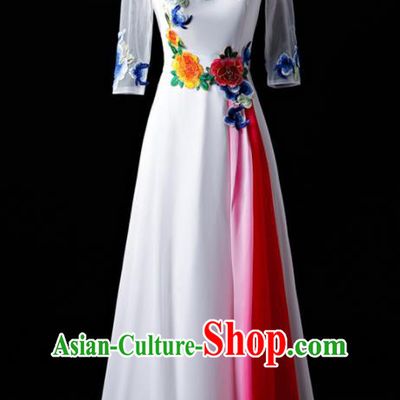 Chinese Traditional National White Cheongsam Compere Chorus Costume Folk Dance Full Dress for Women