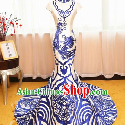 Chinese Traditional Catwalks White Cheongsam Compere Chorus Costume for Women