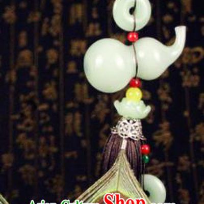 Chinese National Craft Traditional Jade Calabash Pendant for Women