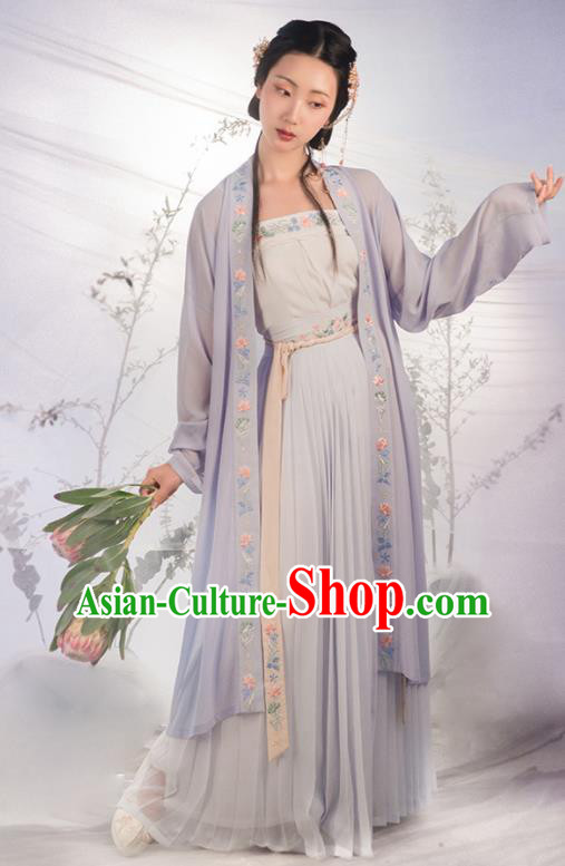 Chinese Ancient Palace Lady Hanfu Han Dynasty Imperial Concubine Queen Embroidered Historical Costumes Chinese Ancient Palace Lady Hanfu Han Dynasty Imperial Concubine Queen Embroidered Historical Costumes