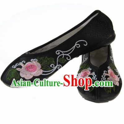 Asian Chinese Ancient Black Blood Stained Shoes Traditional Embroidered Shoes for Women