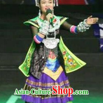 Traditional Chinese Miao Minority Embroidered Green Costumes and Headwear for Women