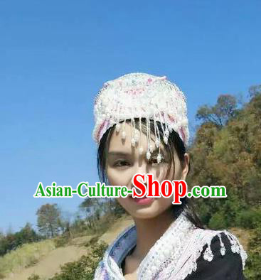 Traditional Chinese Miao Nationality Dance Clothing Hmong Ethnic Minority Costumes and Headwear Traditional Chinese Miao Nationality Dance Clothing Hmong Ethnic Minority Costumes and Headwear