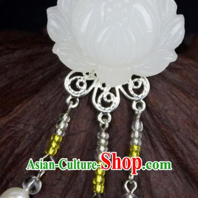 Top Grade Chinese Handmade Jewelry Accessories Hanfu Jade Lotus Brooch for Women