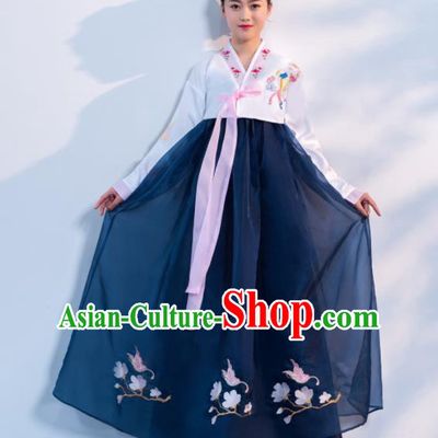 Asian Korean Traditional Costumes Korean Hanbok White Embroidered Blouse and Navy Skirt for Women