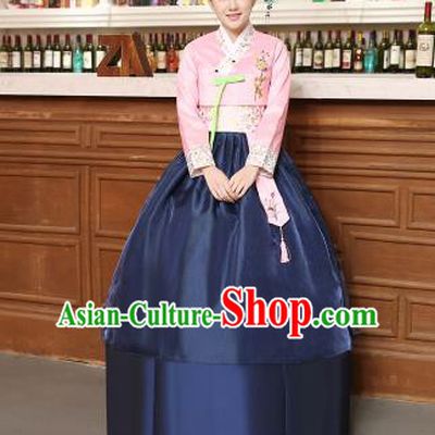 Korean Traditional Costumes Asian Korean Hanbok Palace Bride Embroidered Pink Blouse and Navy Skirt for Women