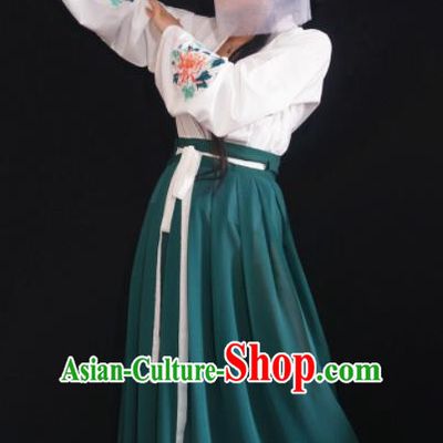 Chinese Ancient Nobility Lady Green Dress Tang Dynasty Embroidered Costume for Rich Women