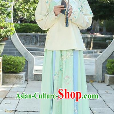 Chinese Traditional Ming Dynasty Young Lady Costume Ancient Hanfu Dress for Rich Women