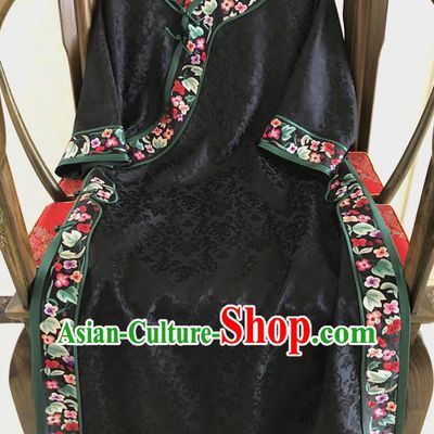 Traditional Chinese Handmade Silk Costume Tang Suit Embroidered Black Brocade Qipao Dress for Women