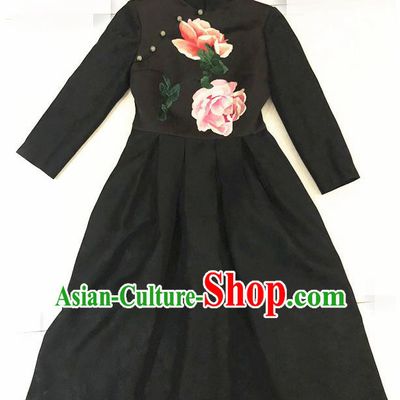 Traditional Chinese Handmade Costume Tang Suit Embroidered Peony Cheongsam for Women