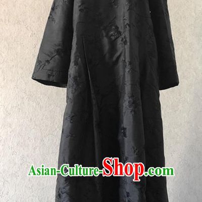 Traditional Chinese Handmade Brocade Costume Tang Suit Black Embroidered Cheongsam for Women