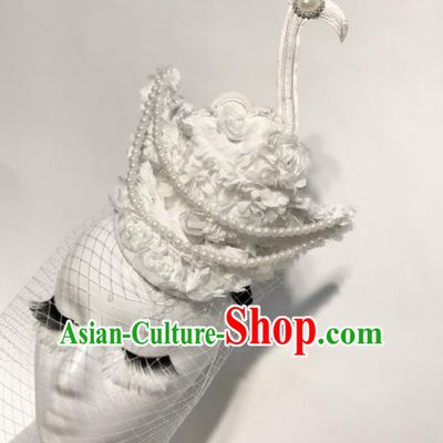 Top Halloween Stage Show Hair Accessories Brazilian Carnival Catwalks White Flowers Swan Headdress for Women