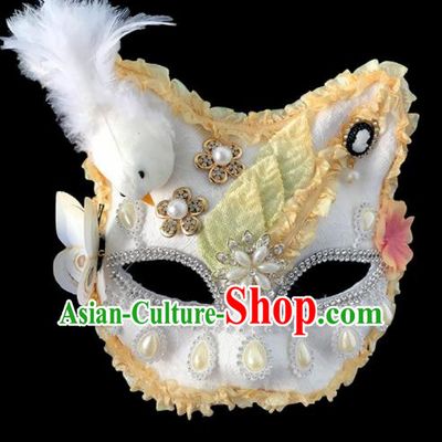 Top Fancy Dress Ball White Pearls Cat Masks Brazilian Carnival Halloween Cosplay Face Mask for Women
