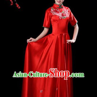 Chinese Classical Dance Chorus Red Silk Embroidered Dress Traditional Umbrella Dance Fan Dance Costumes for Women