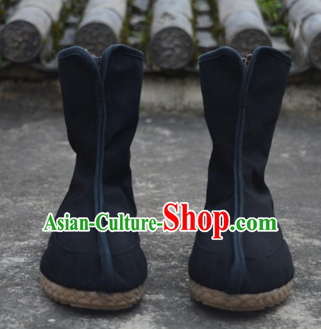 Chinese Traditional Winter Boots Ancient Swordsman Shoes Embroidered Shoes for Men Chinese Traditional Winter Boots Ancient Swordsman Shoes Embroidered Shoes for Men