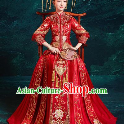 Chinese Traditional Wedding Costumes Embroidered Lotus Red Xiuhe Suits Ancient Bride Toast Full Dress for Women