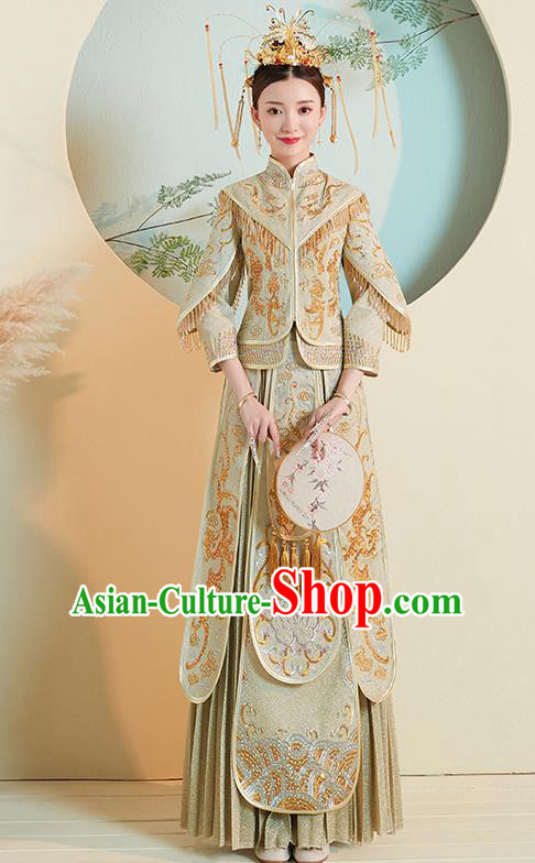 Chinese Traditional Embroidered Green Xiuhe Suits Ancient Bride Toast Wedding Costumes for Women Chinese Traditional Embroidered Green Xiuhe Suits Ancient Bride Toast Wedding Costumes for Women
