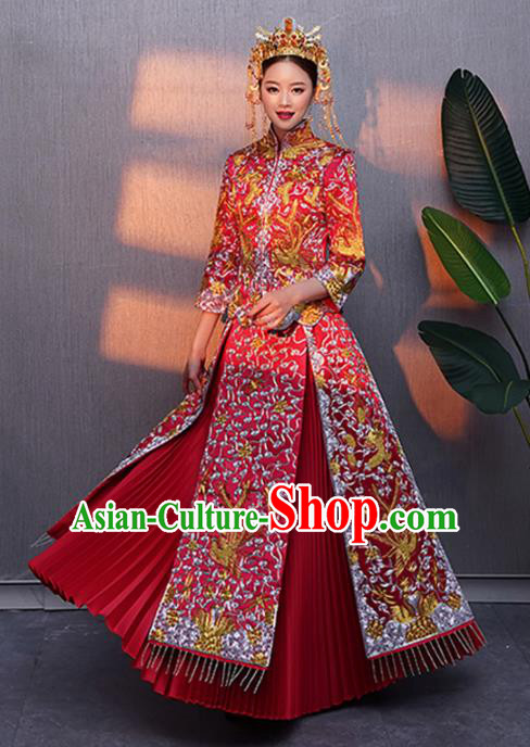 Chinese Traditional Bride Embroidered Red Xiuhe Suits Ancient Handmade Wedding Costumes for Women Chinese Traditional Bride Embroidered Red Xiuhe Suits Ancient Handmade Wedding Costumes for Women