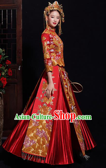 Chinese Traditional Bride Embroidered Red Xiuhe Suits Ancient Handmade Wedding Costumes for Women Chinese Traditional Bride Embroidered Red Xiuhe Suits Ancient Handmade Wedding Costumes for Women