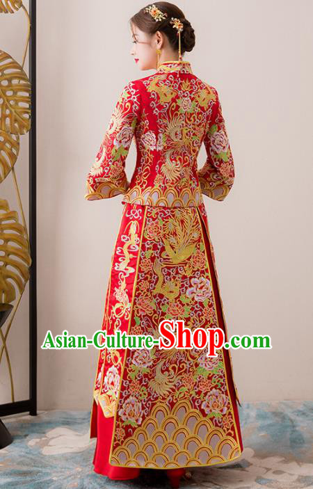 Chinese Traditional Bride Embroidered Cheongsam Ancient Handmade Xiuhe Suits Wedding Dress for Women Chinese Traditional Bride Embroidered Cheongsam Ancient Handmade Xiuhe Suits Wedding Dress for Women