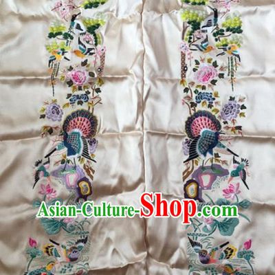 Chinese Traditional Handmade Embroidery Craft Embroidered Lotus Cloth Patches Embroidering Silk Piece