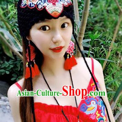 Chinese Traditional Ethnic Embroidered Hat National Handmade Black Wool Knitting Hat for Women