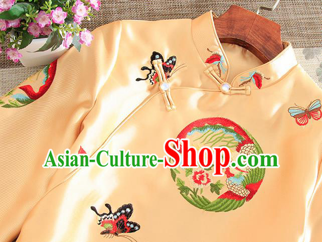 Chinese Traditional Tang Suit Embroidered Butterfly Phoenix Golden Shirt National Costume Qipao Upper Outer Garment for Women Chinese Traditional Tang Suit Embroidered Butterfly Phoenix Golden Shirt National Costume Qipao Upper Outer Garment for Women