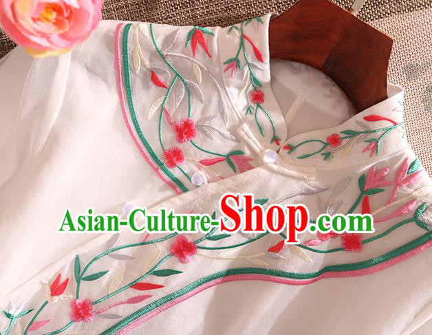 Chinese Traditional Tang Suit Embroidered Flowers White Cheongsam National Costume Qipao Dress for Women