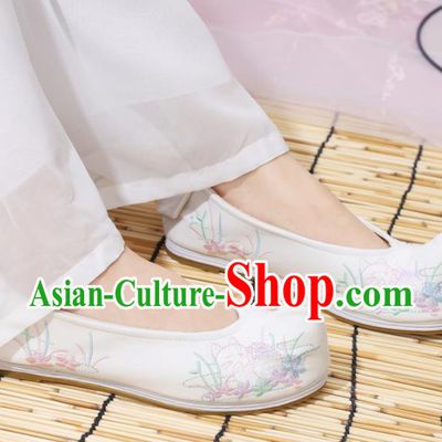 Traditional Chinese National Embroidered Orchid White Shoes Ancient Princess Cloth Shoes Handmade Hanfu Shoes for Women