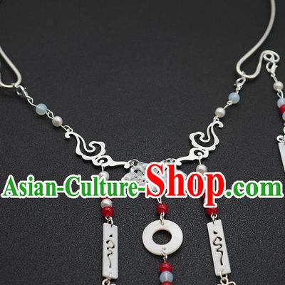 Traditional Chinese Handmade Court Shell Cloud Necklace Jewelry Accessories Ancient Princess Necklet for Women