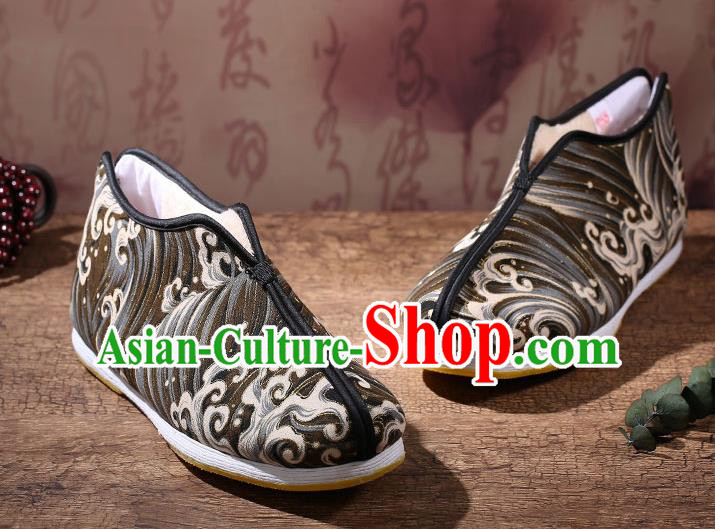 Chinese Traditional Handmade Cloth Shoes National Multi Layered Cloth Shoes for Men Chinese Traditional Handmade Cloth Shoes National Multi Layered Cloth Shoes for Men