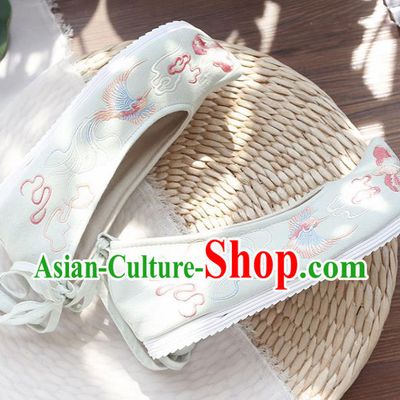Traditional Chinese Embroidered Cloud Phoenix Green Shoes Handmade Cloth Shoes National Cloth Shoes for Women