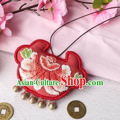 Traditional Chinese Handmade Embroidery Chrysanthemum Red Longevity Lock Pendant Embroidered Amulet Accessories