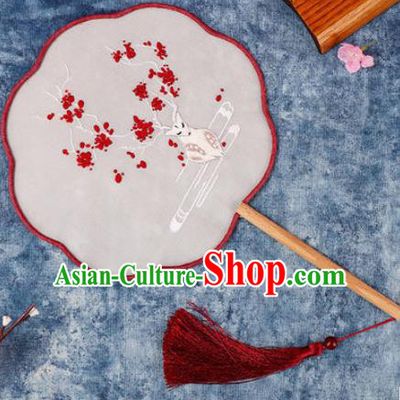 Chinese Traditional Handmade Embroidery Fox Round Fan Embroidered Palace Fans