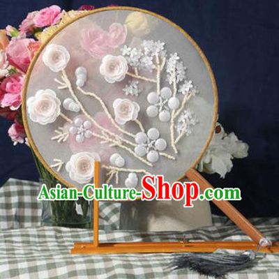 Chinese Traditional Handmade Embroidery White Camellia Round Fan Embroidered Palace Fans